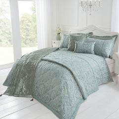 Paisley Soft Green Luxury Jacquard Throw (150cm x 200cm)
