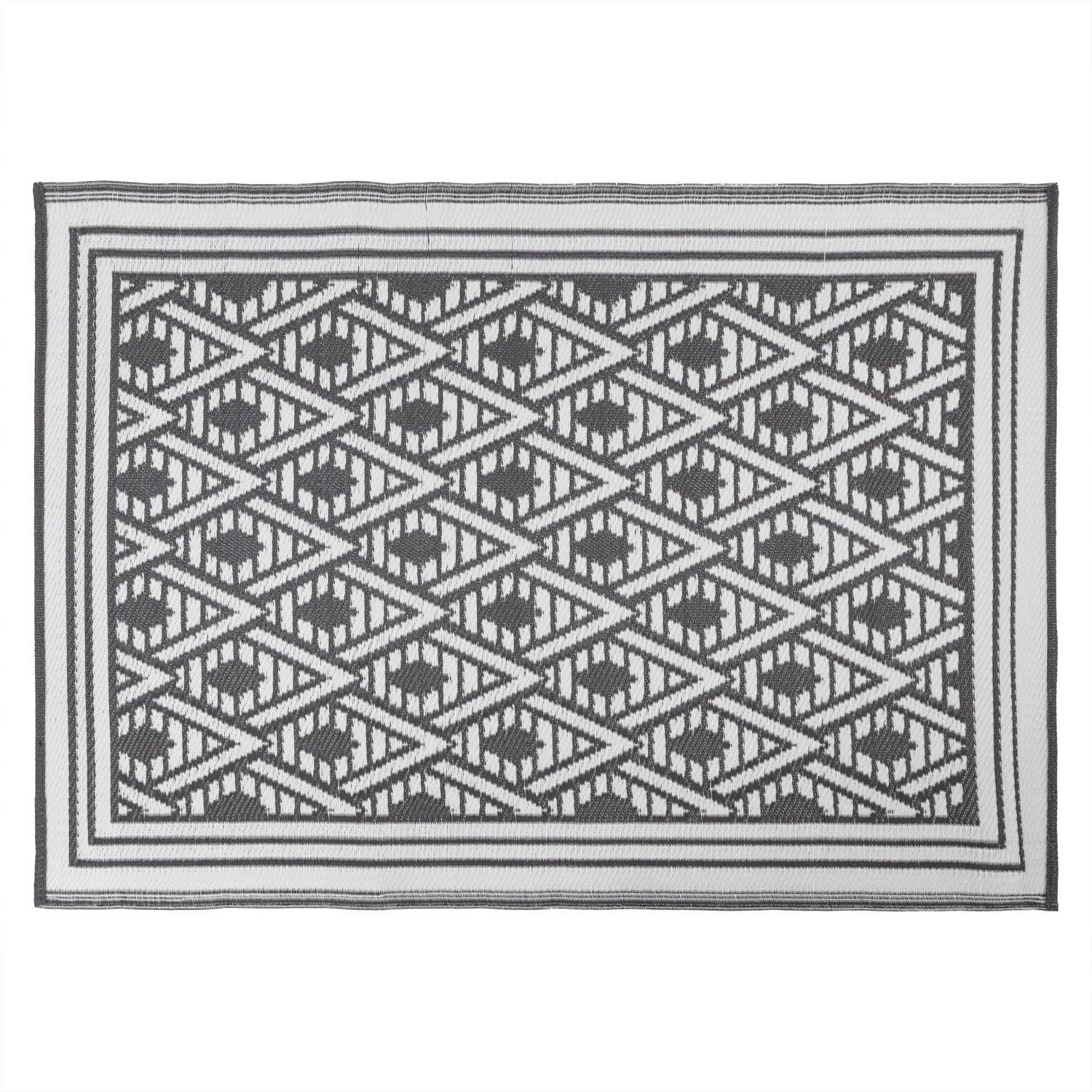 Lightweight Reversible Large Black White Geometric Pattern Outdoor Rug