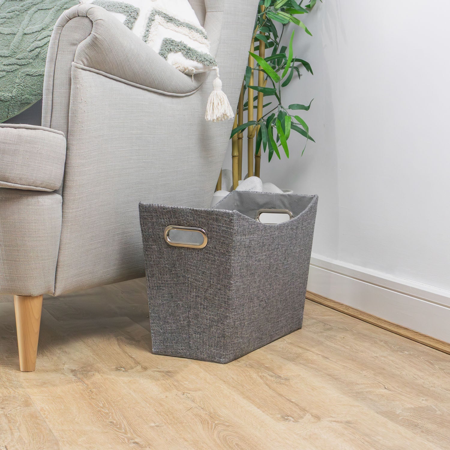 Chroma Magazine Grey Storage Holder