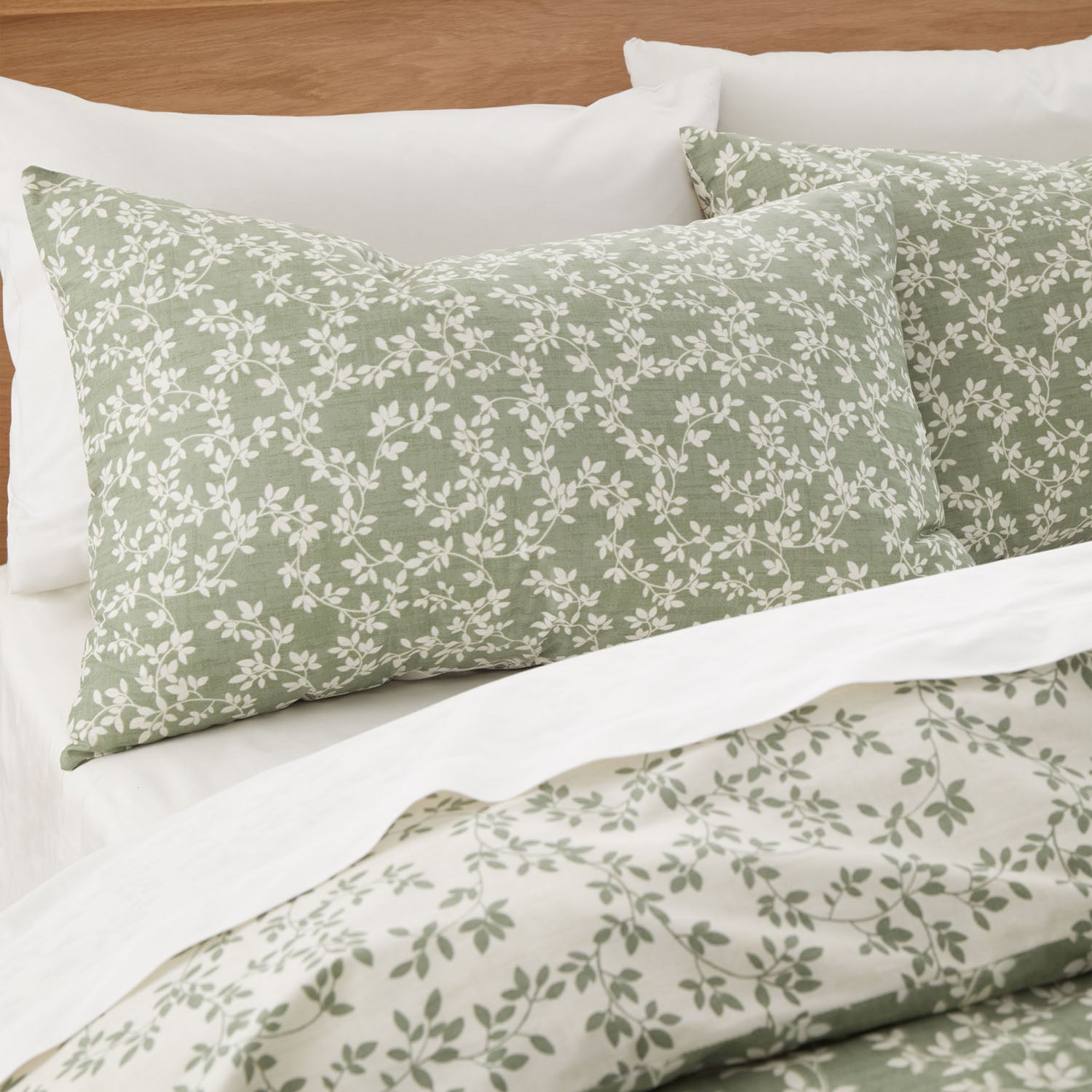 Bianca Shadow Leaves Soft Green 200TC Cotton Duvet Set