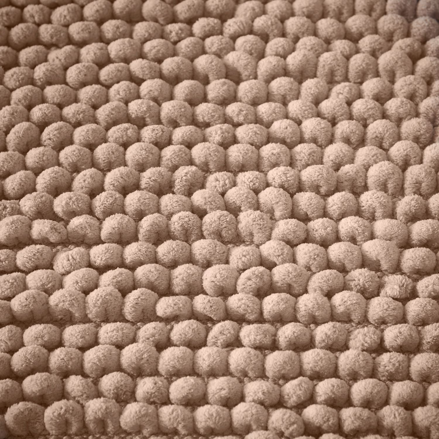 Bianca Aspen Natural Bobble Bath Runner