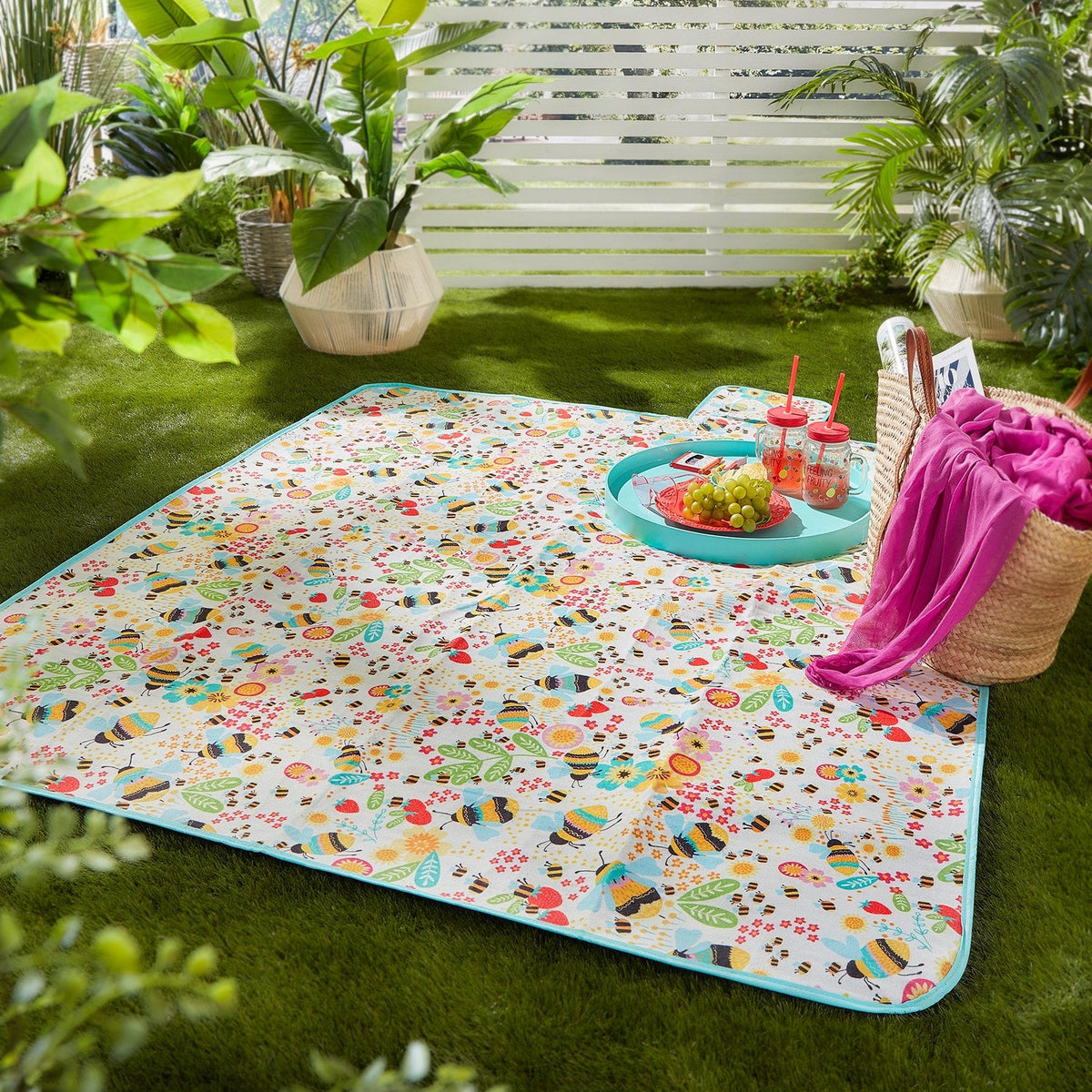 Buzzy Bee Picnic Blanket