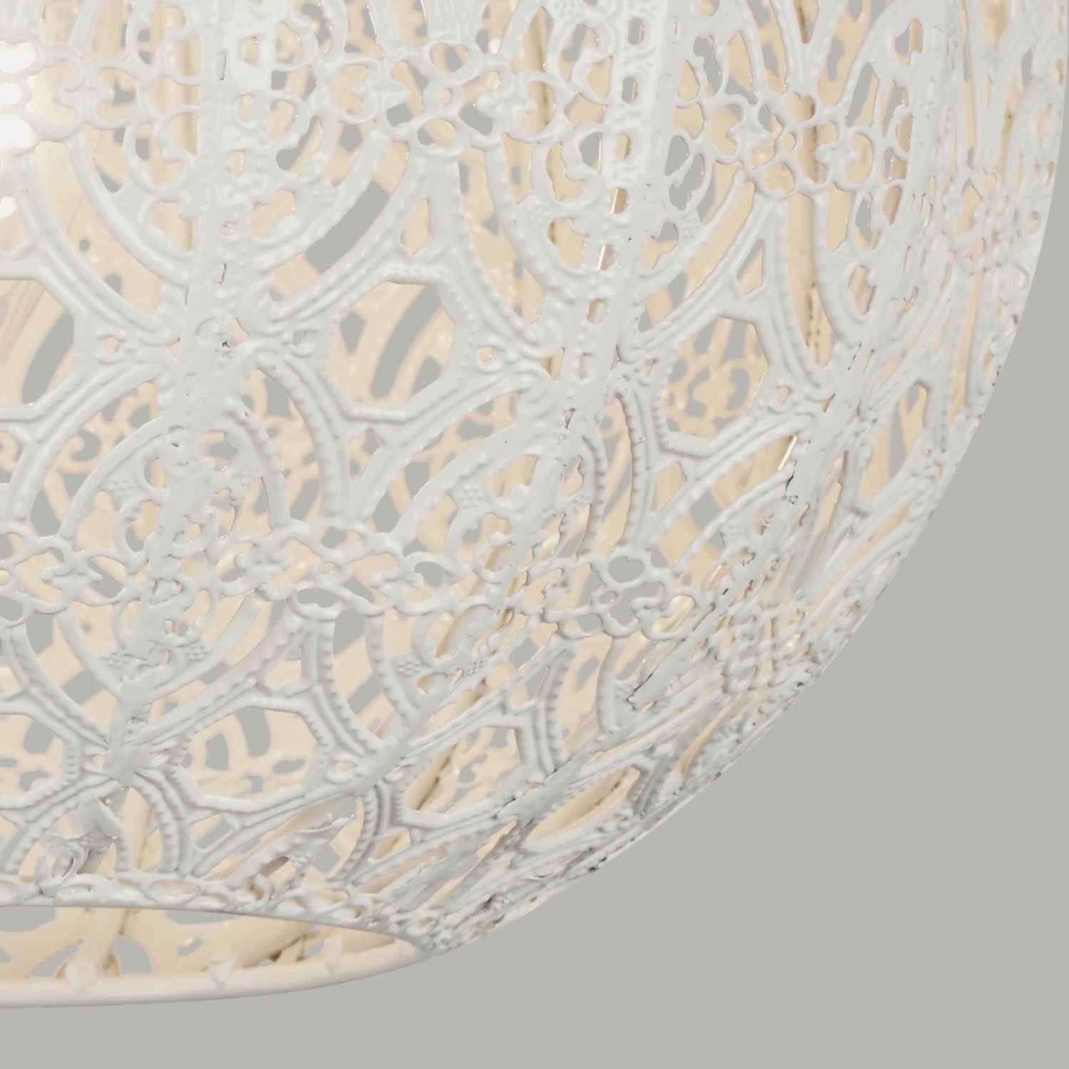 Cream Fretwork Globe Light Shade
