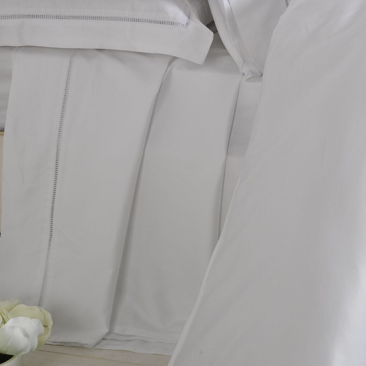 White 1000 Thread Count 100% Cotton Pillowcase