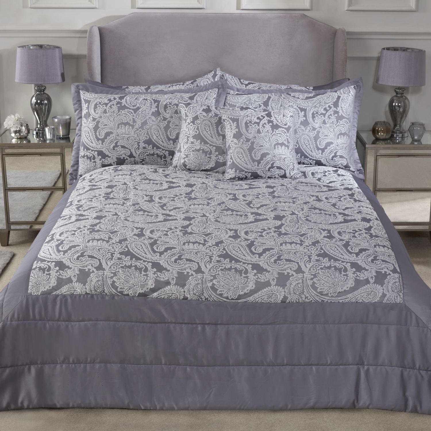 Duchess Silver Embellished Jacquard Quilted Bedspread Set