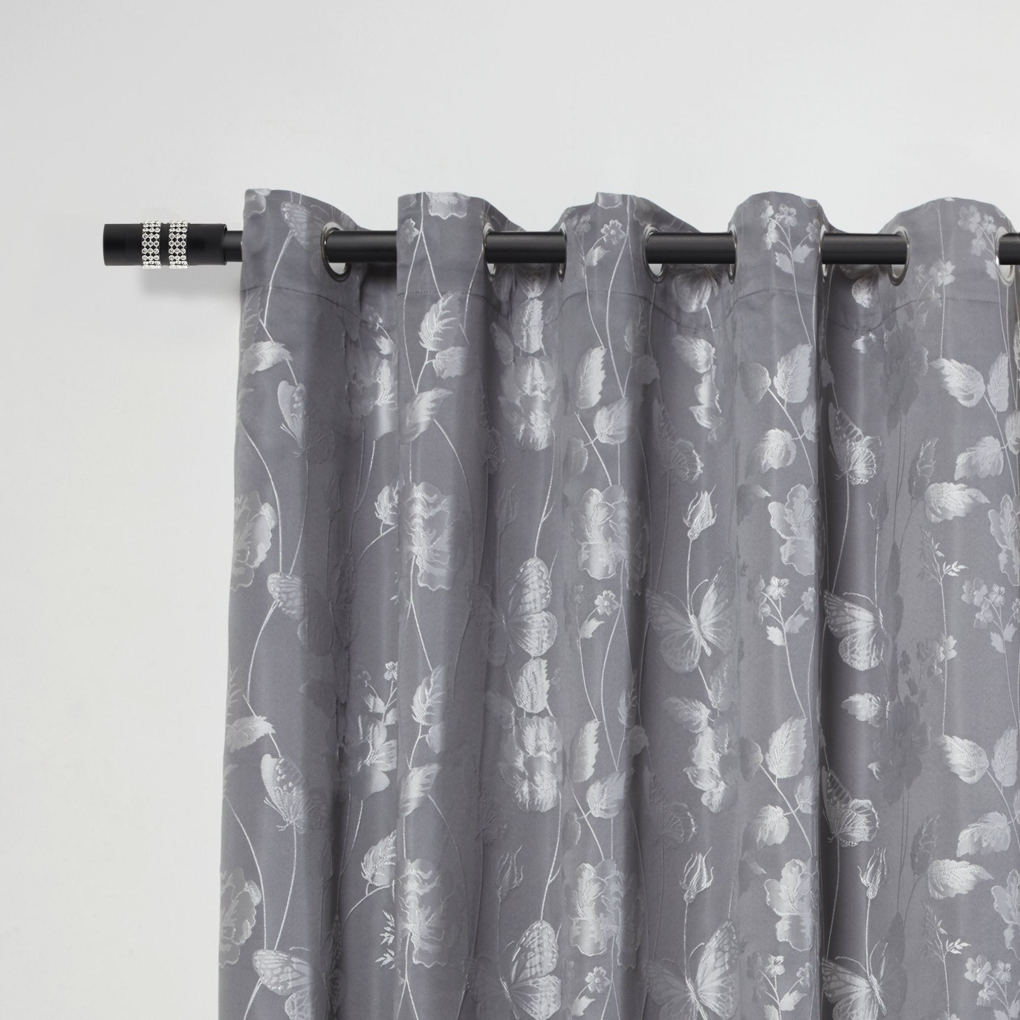 Matt Black Diamante Extendable Curtain Pole