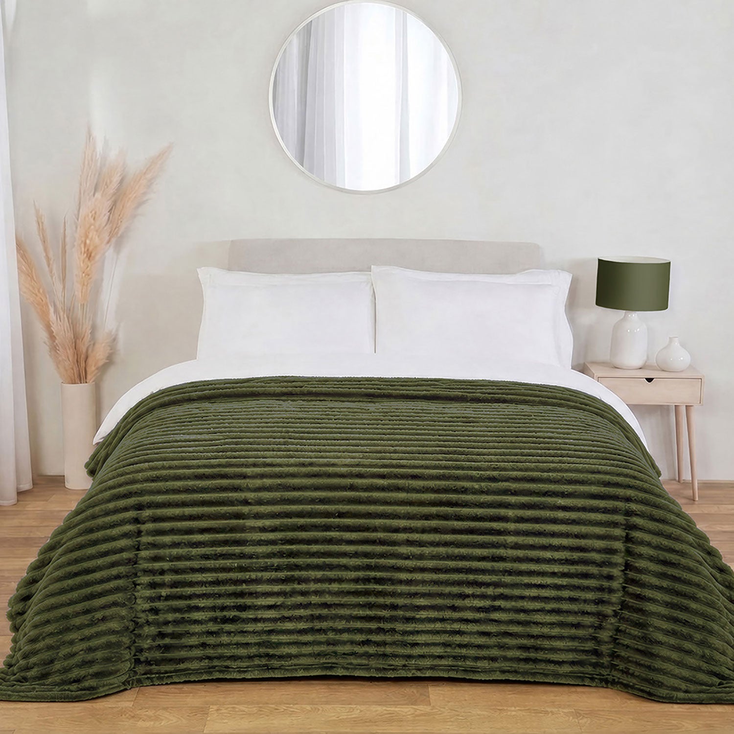 Dalton Olive Extra Large Ribbed Fleece Throw (200cm x 240cm)