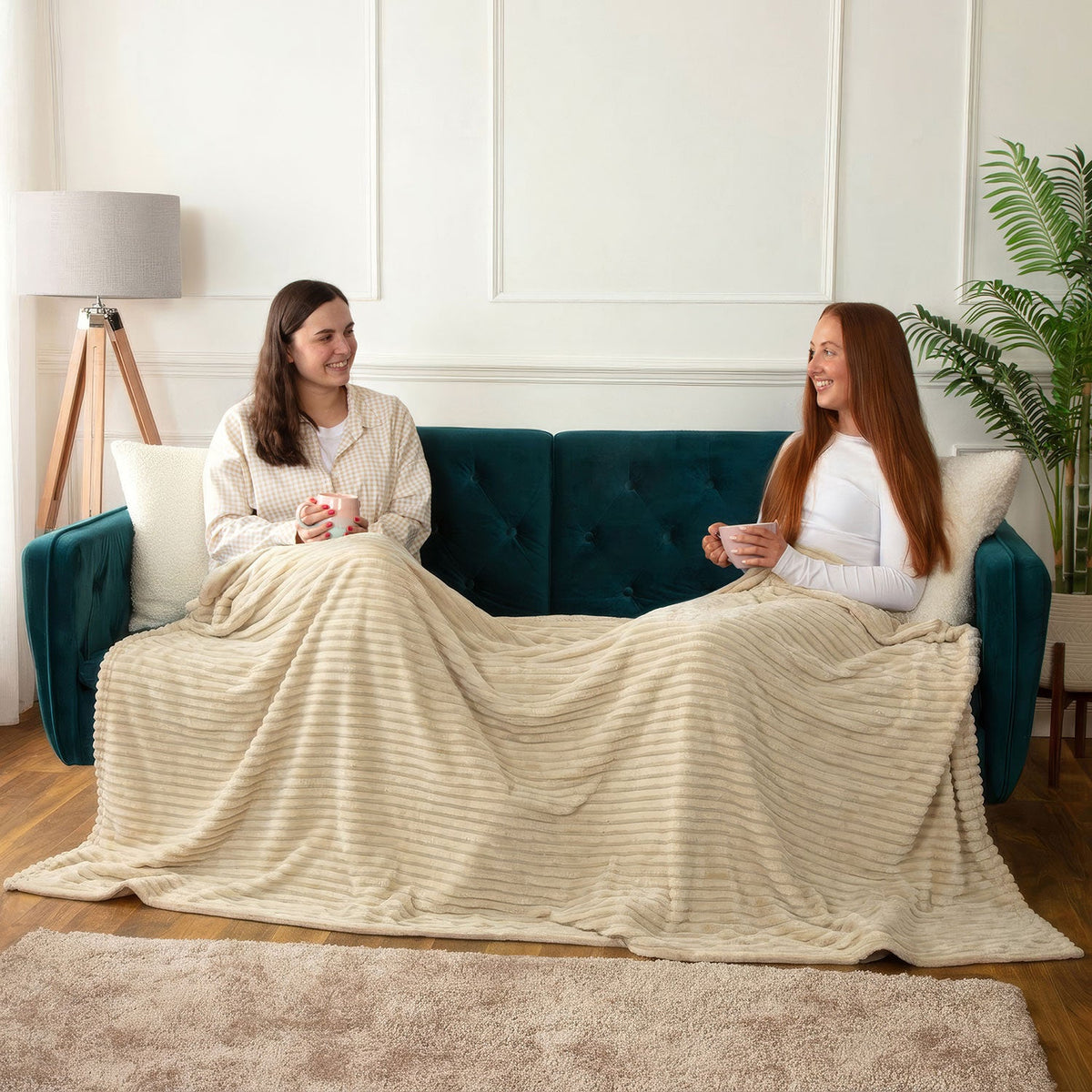 Dalton Natural Extra Large Ribbed Fleece Throw (200cm x 240cm)