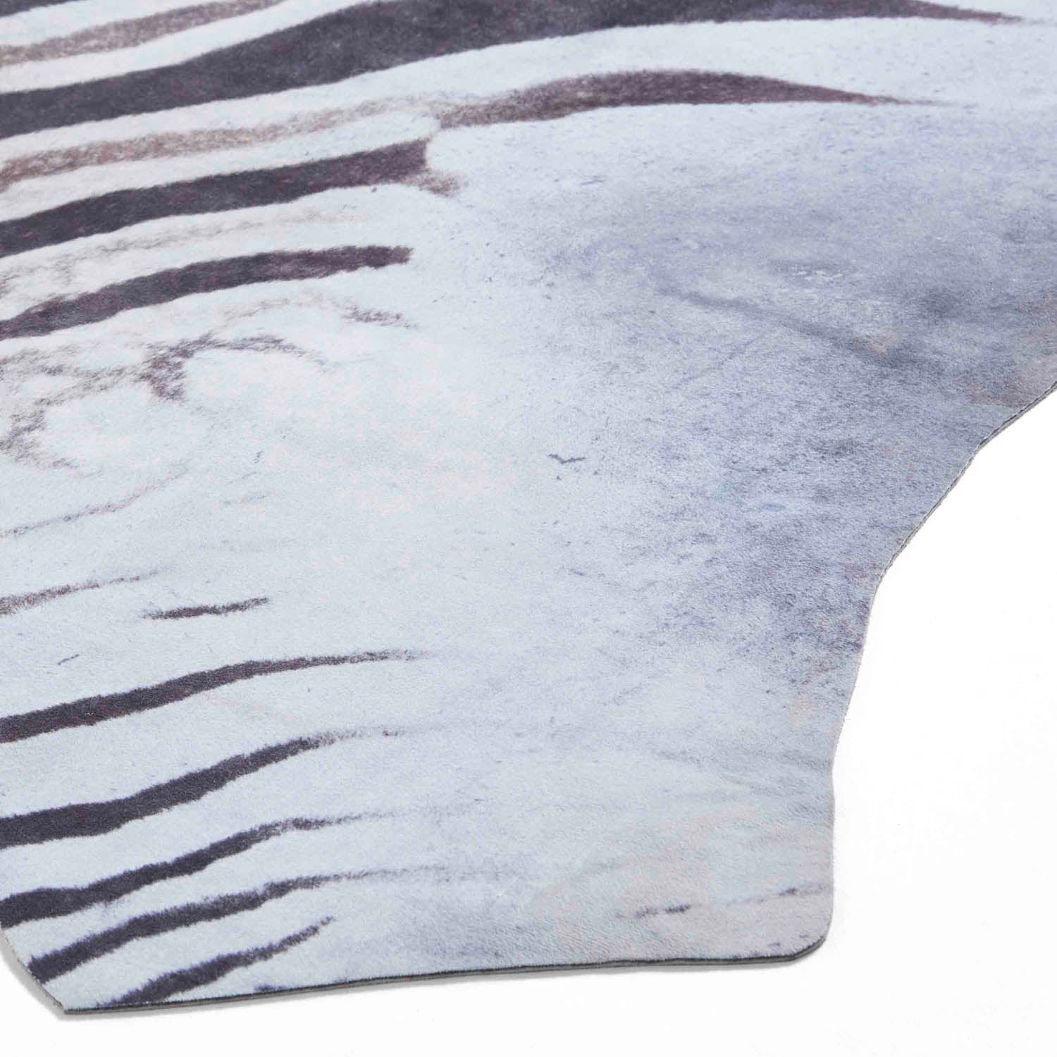 Faux Zebra Print Black/White Rug