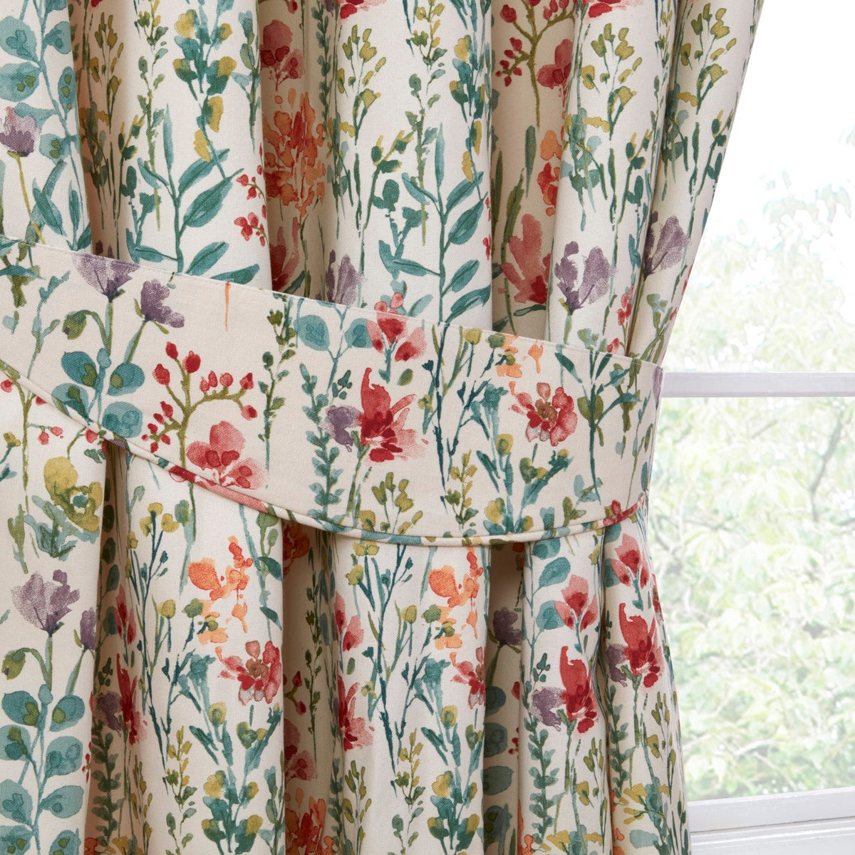 Amaryllis Floral Multi Tie Backs (Pair)