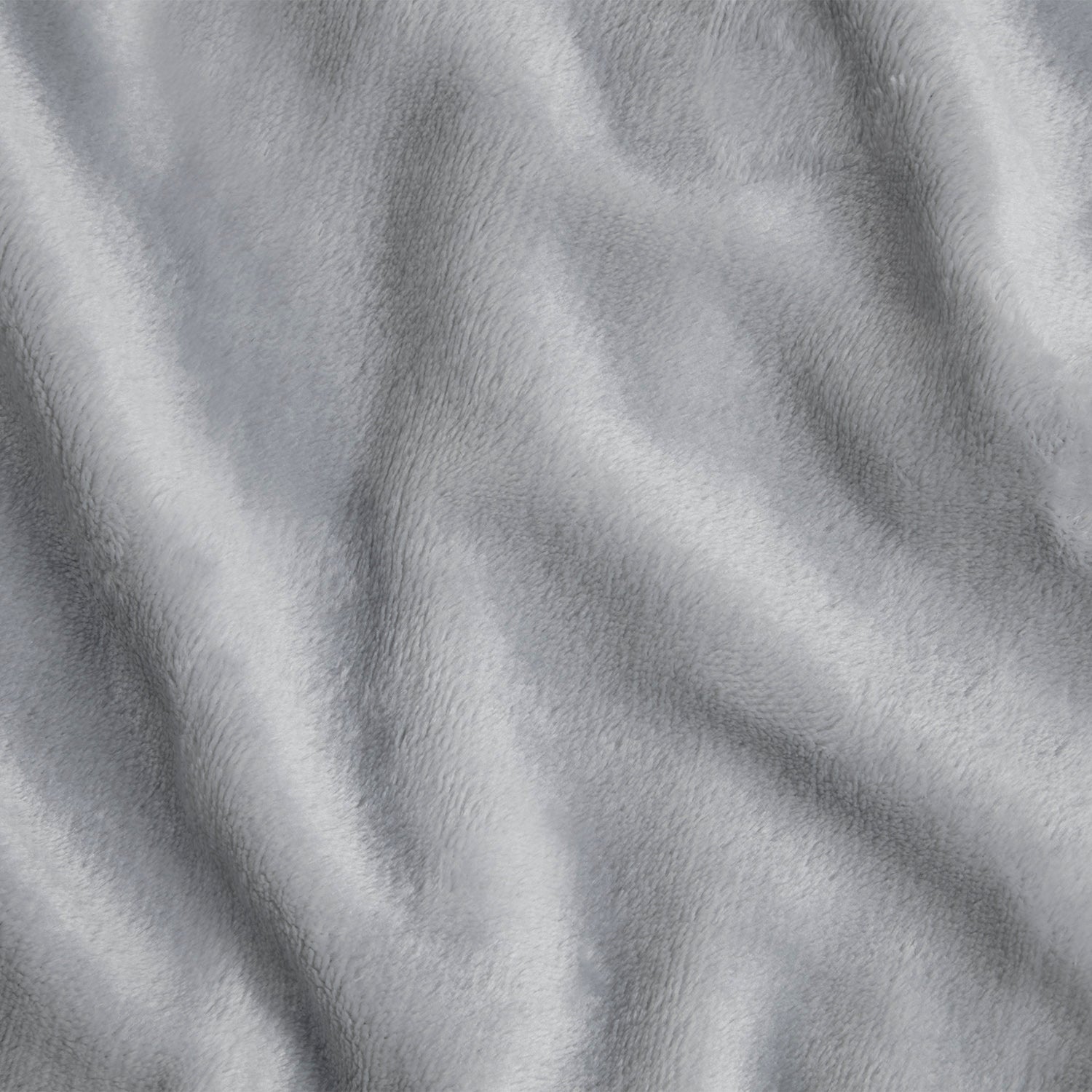 Luxor Silver Fleece Throw (120cm x 150cm)