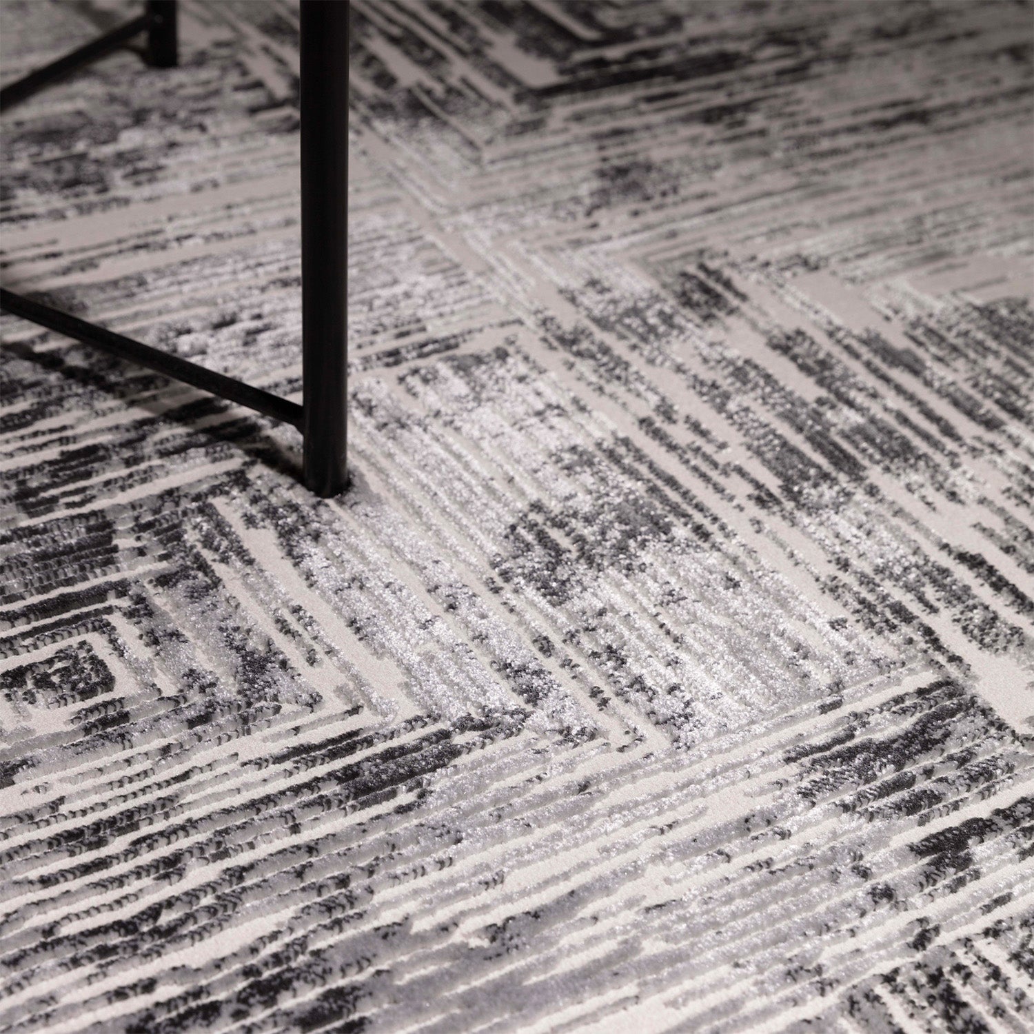 Kuza Portrait Grey Rug