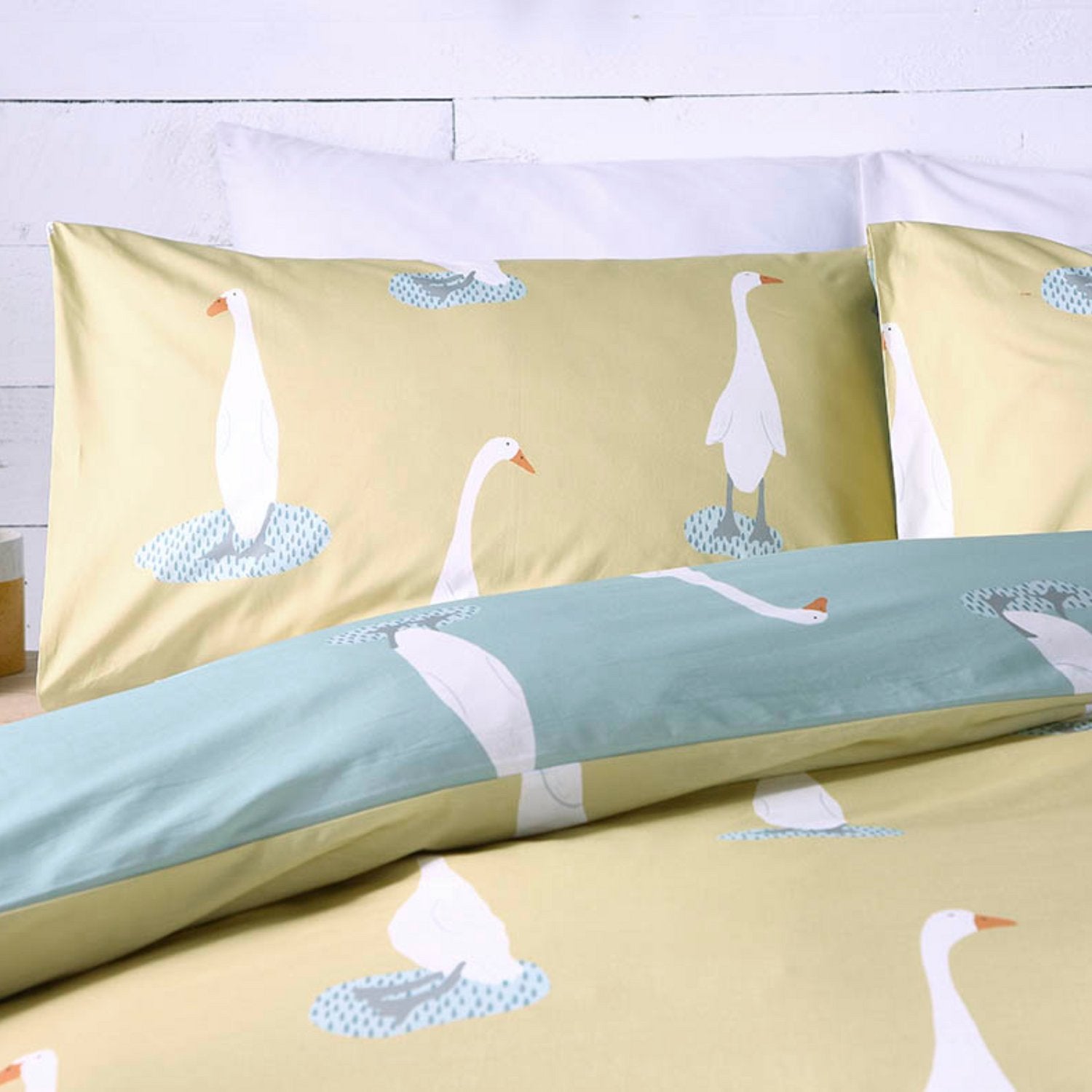 Puddles The Duck Yellow Duvet Set