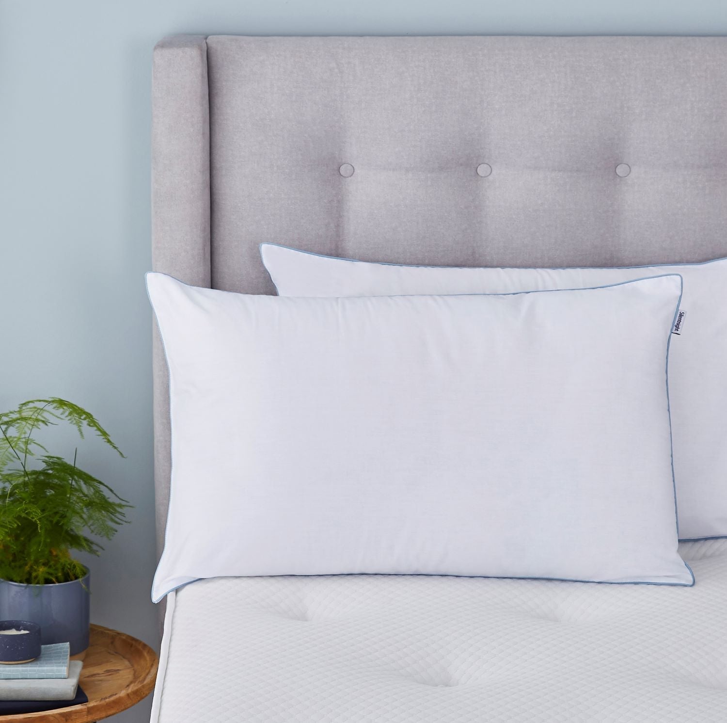 Silentnight So Cool Pillow Pair (Medium Support)
