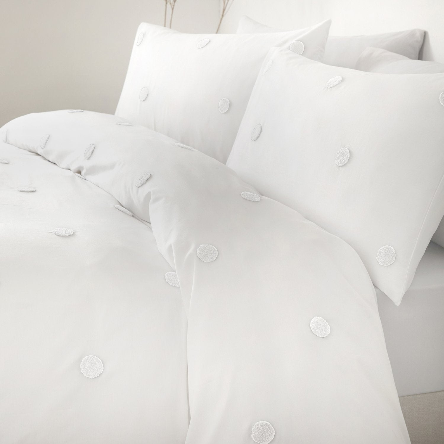 Dot Garden White 100% Cotton Duvet Set