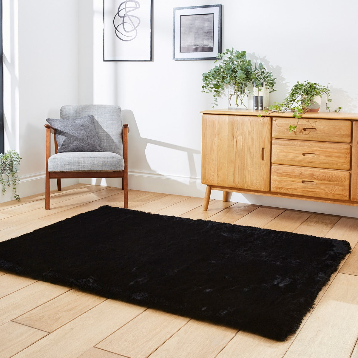 Super Teddy Black Shaggy Rug